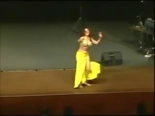 Dina danseur égyptien arabe 3