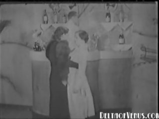Wintaž 1930s ulylar uçin video - 2 aýal - 1 erkek 3 adam